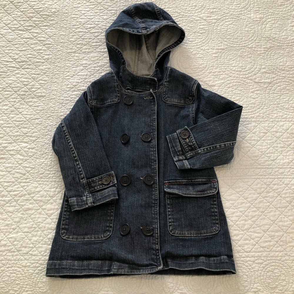 Vintage Baby Gap hooded denim barn jacket. Size 4.